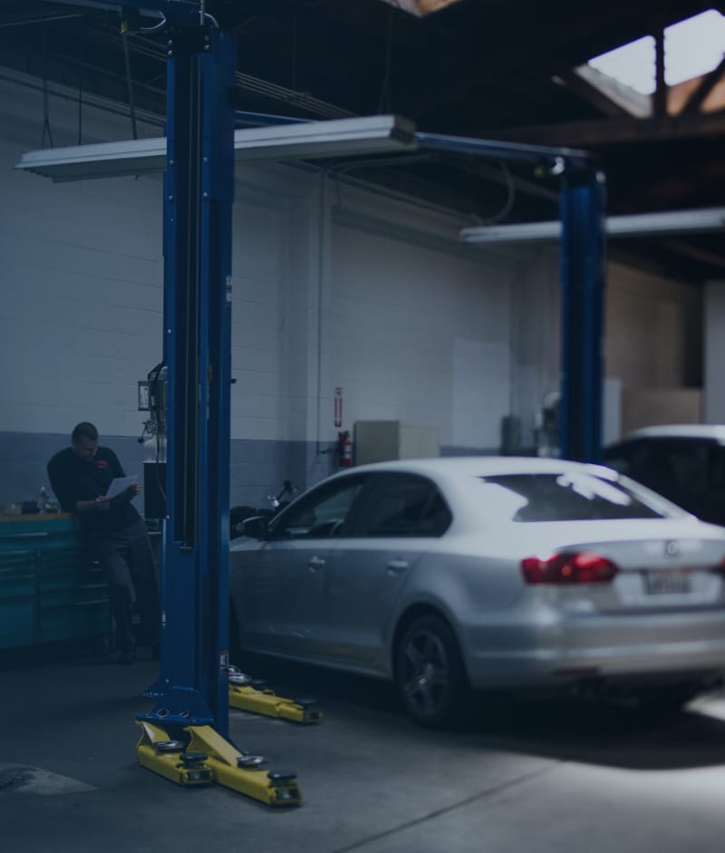 car_repair_shop-80_comp